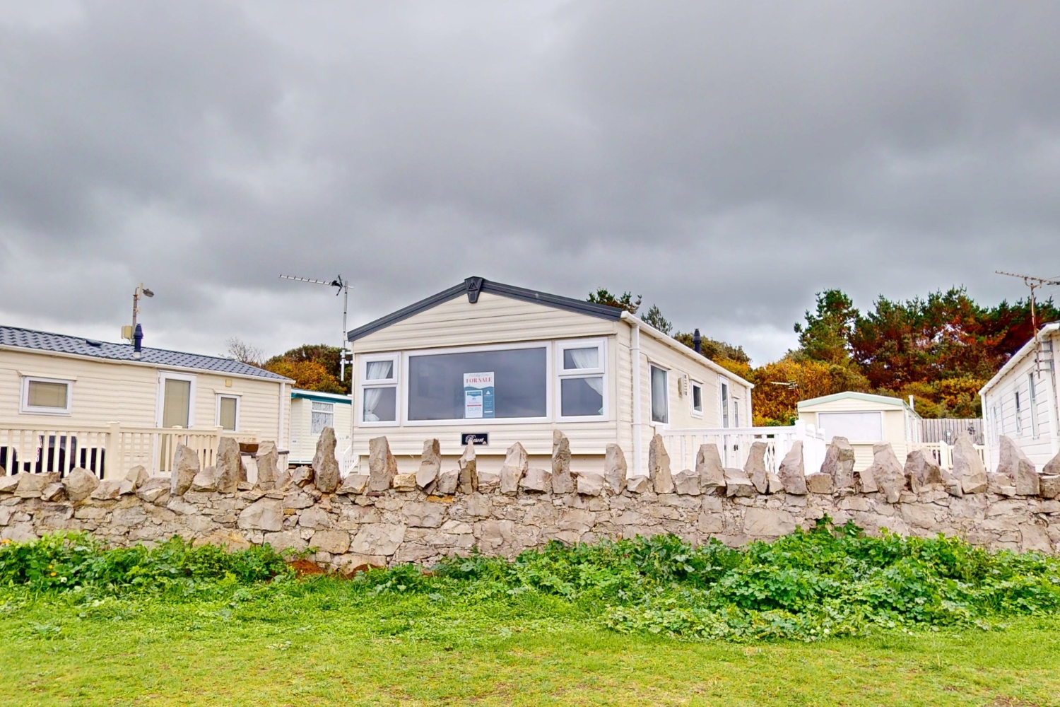 2021 Delta Resort Plus 32ft x 12ft - 2 bed at Castle Cove Caravan Park